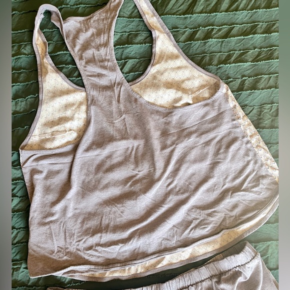 VS mermaid pjs/lounge set - Picture 6 of 6